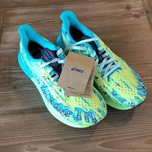 ASICS Noosa Tri 14 Sneakers